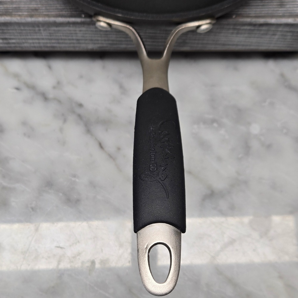 Cooking with Calphalon 8 Inch Nonstick Hard Anodized Aluminum Frying Pan 1388 - Picture 7 of 9